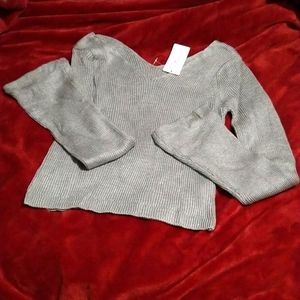 BNWT Super Soft Bell Flare Sleeves Sweater